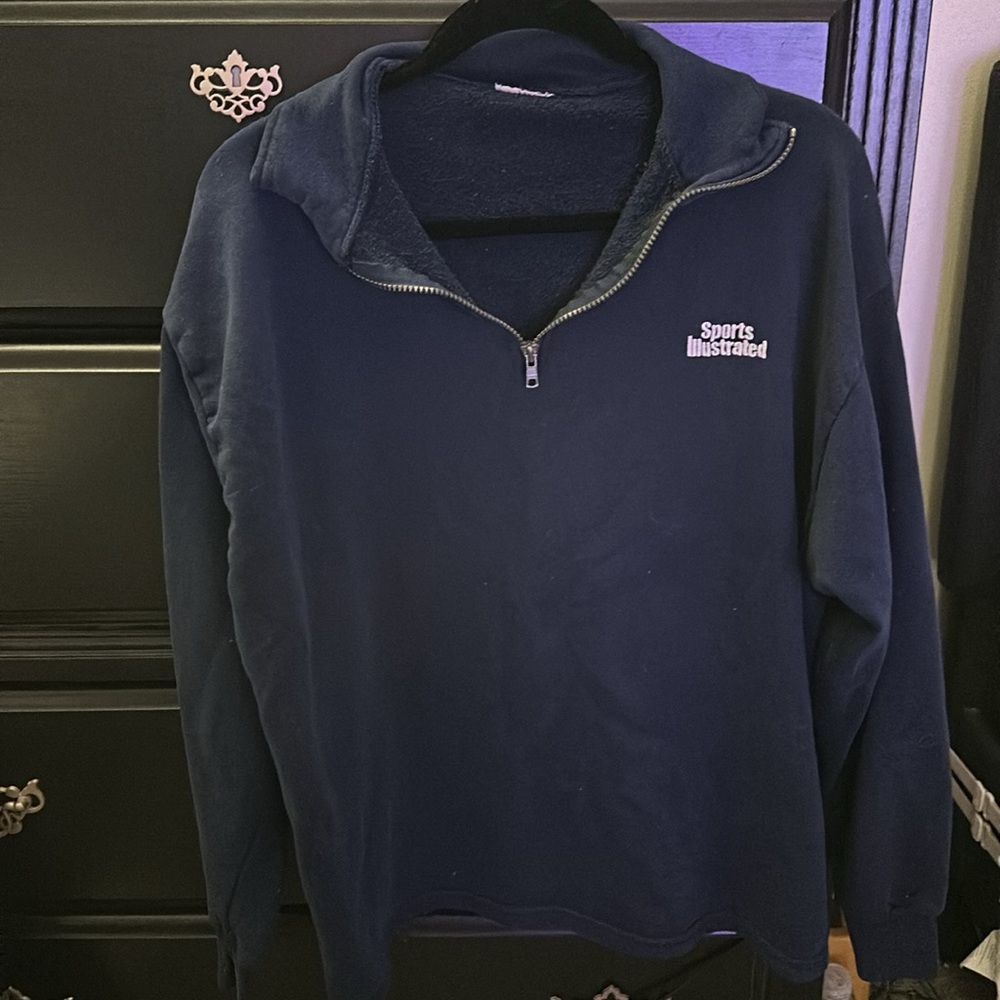 Vintage Navy Sports Illustrated Pullover